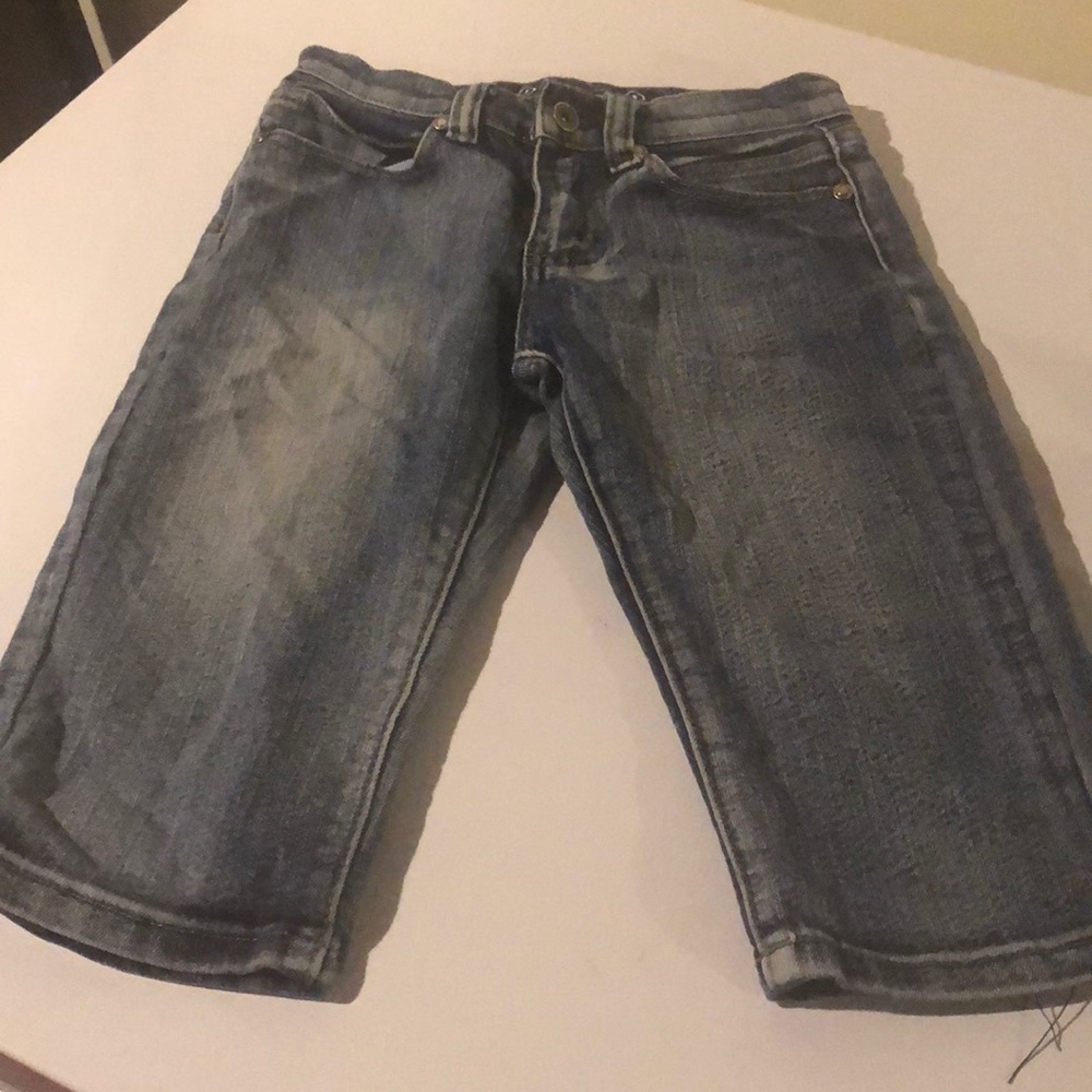 Girls No Fuse size 10 long Bermuda shorts